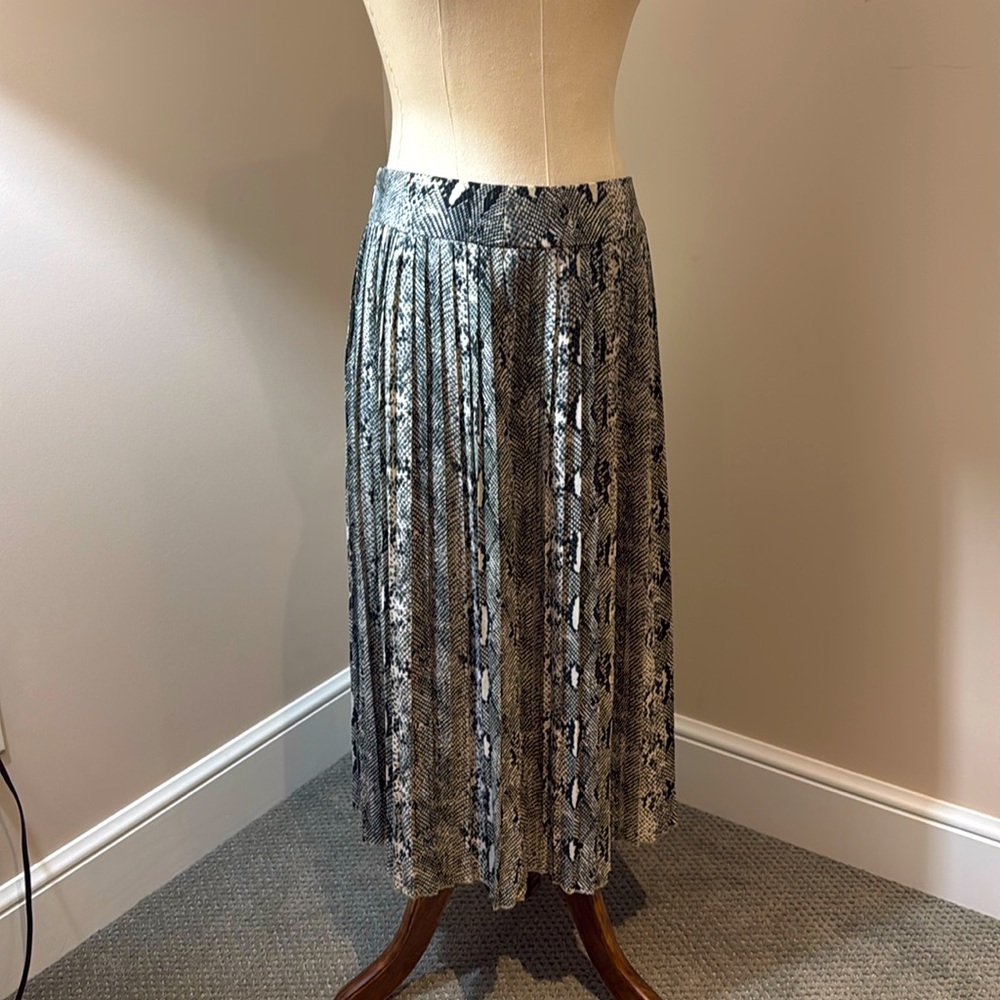 J.Crew size 4 snake skin pleated midi skirt